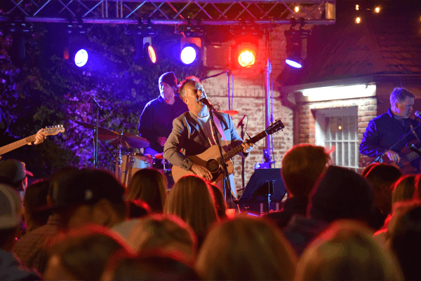 Andrew Deerin 2023 at GIGS Courtyard, October 7, 2023 - photo 15
