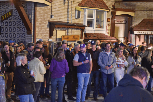 Andrew Deerin 2023 at GIGS Courtyard, October 7, 2023 - photo 27