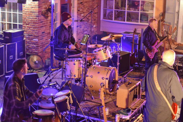 Andrew Deerin 2023 at GIGS Courtyard, October 7, 2023 - photo 33