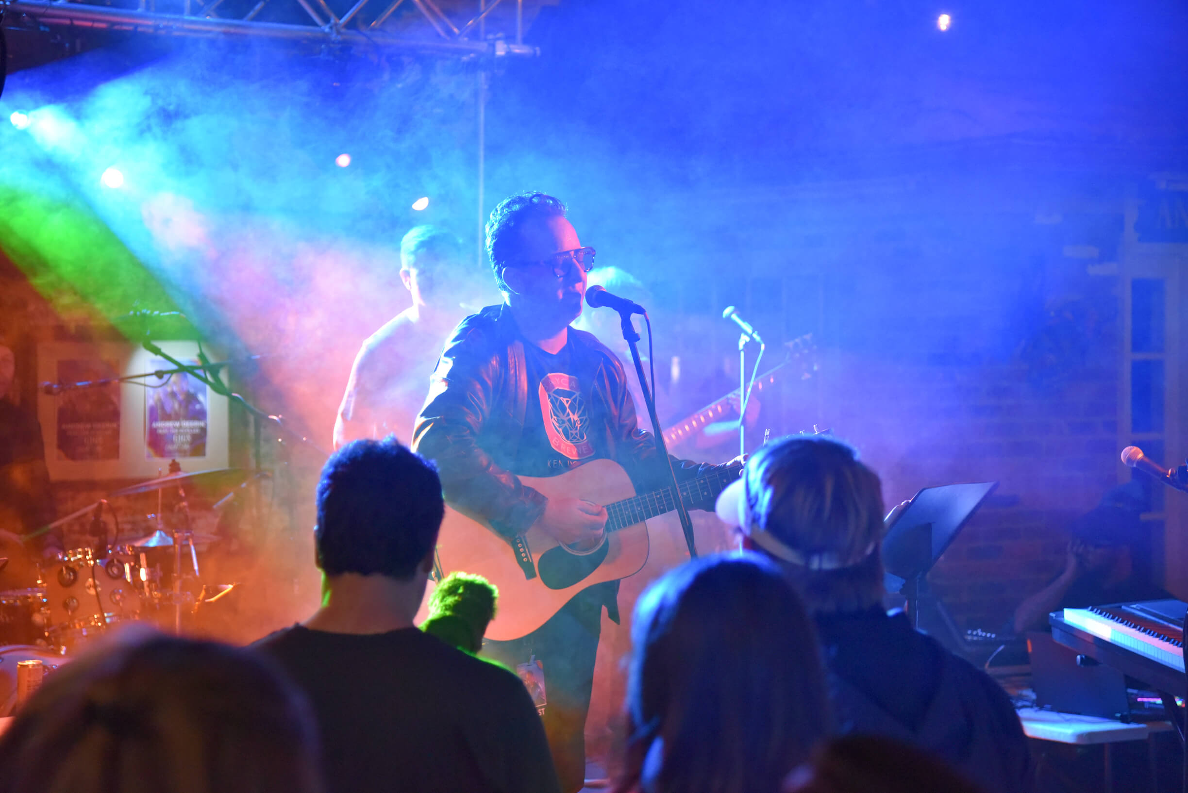 Andrew Deerin at GIGS Courtyard, October 15, 2022 - photo 34