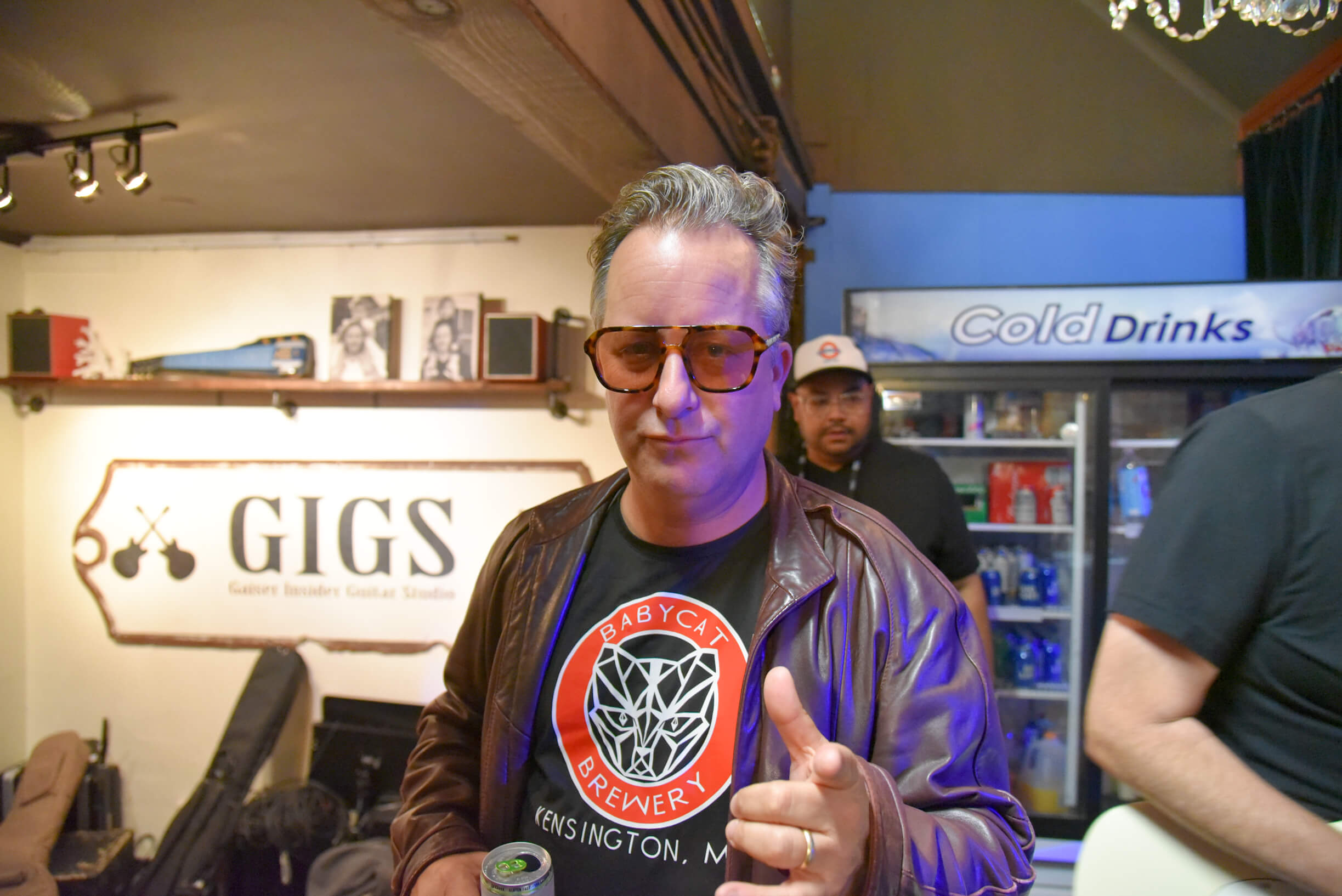 Andrew Deerin at GIGS Courtyard, October 15, 2022 - photo 37