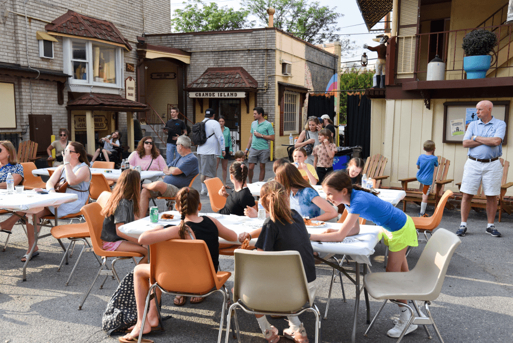 Charlotte Gaiser and Friends at GIGS Courtyard, June 2, 2023 - photo 12