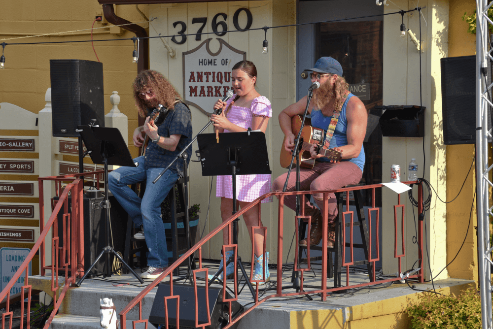 Charlotte Gaiser and Friends at GIGS Courtyard, June 2, 2023 - photo 16