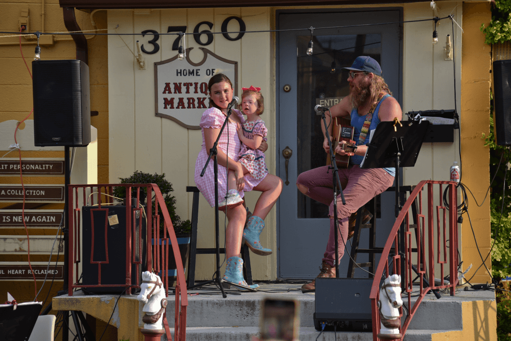 Charlotte Gaiser and Friends at GIGS Courtyard, June 2, 2023 - photo 30