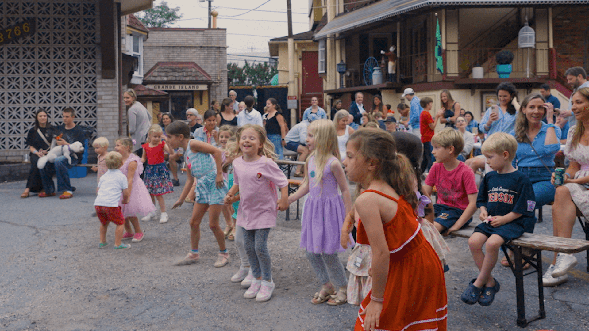 Charlotte Gaiser at GIGS Courtyard, June 27, 2025 - photo 18