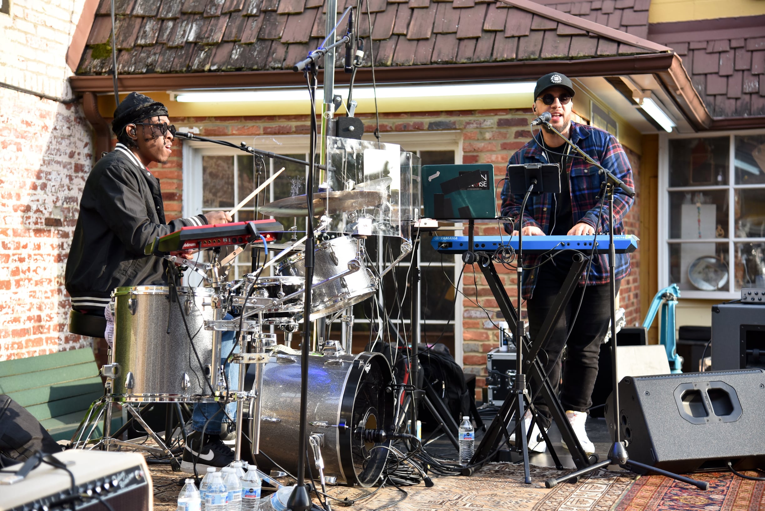 Dewey Night III at GIGS Courtyard, April 26, 2024 - photo 35