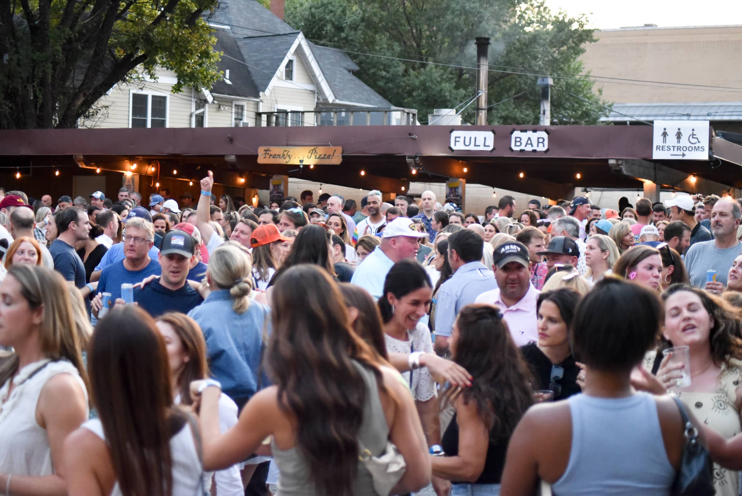 Dewey Night IV at GIGS Courtyard, September 14, 2024 - photo 14