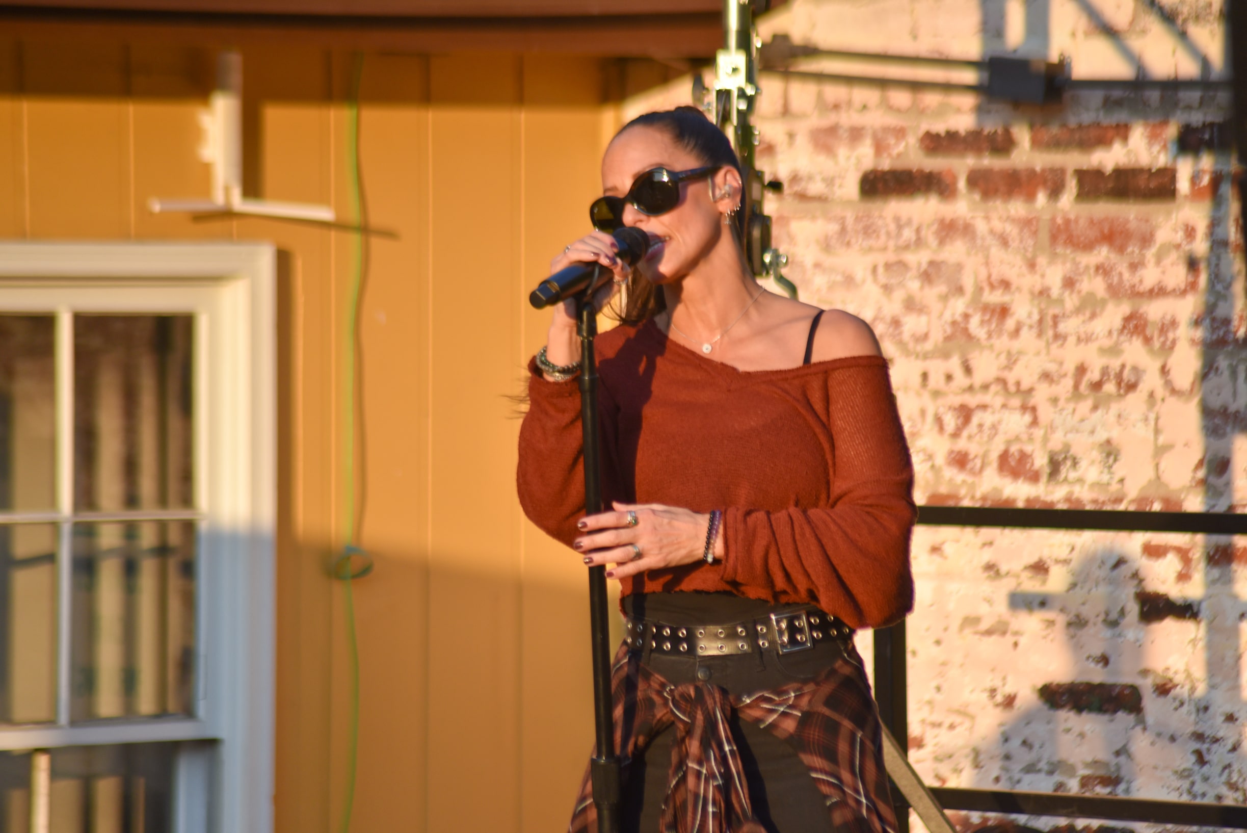 Dewey Night IV at GIGS Courtyard, September 14, 2024 - photo 17
