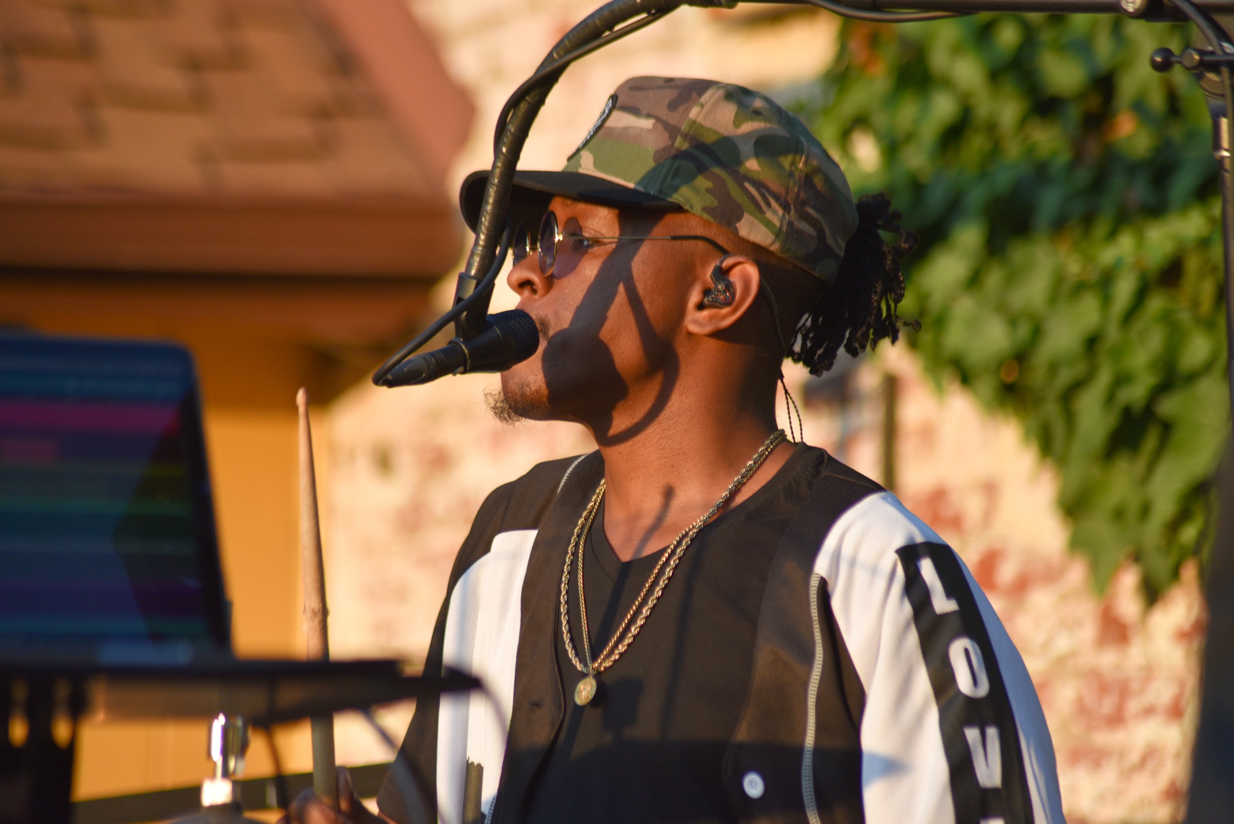 Dewey Night IV at GIGS Courtyard, September 14, 2024 - photo 23