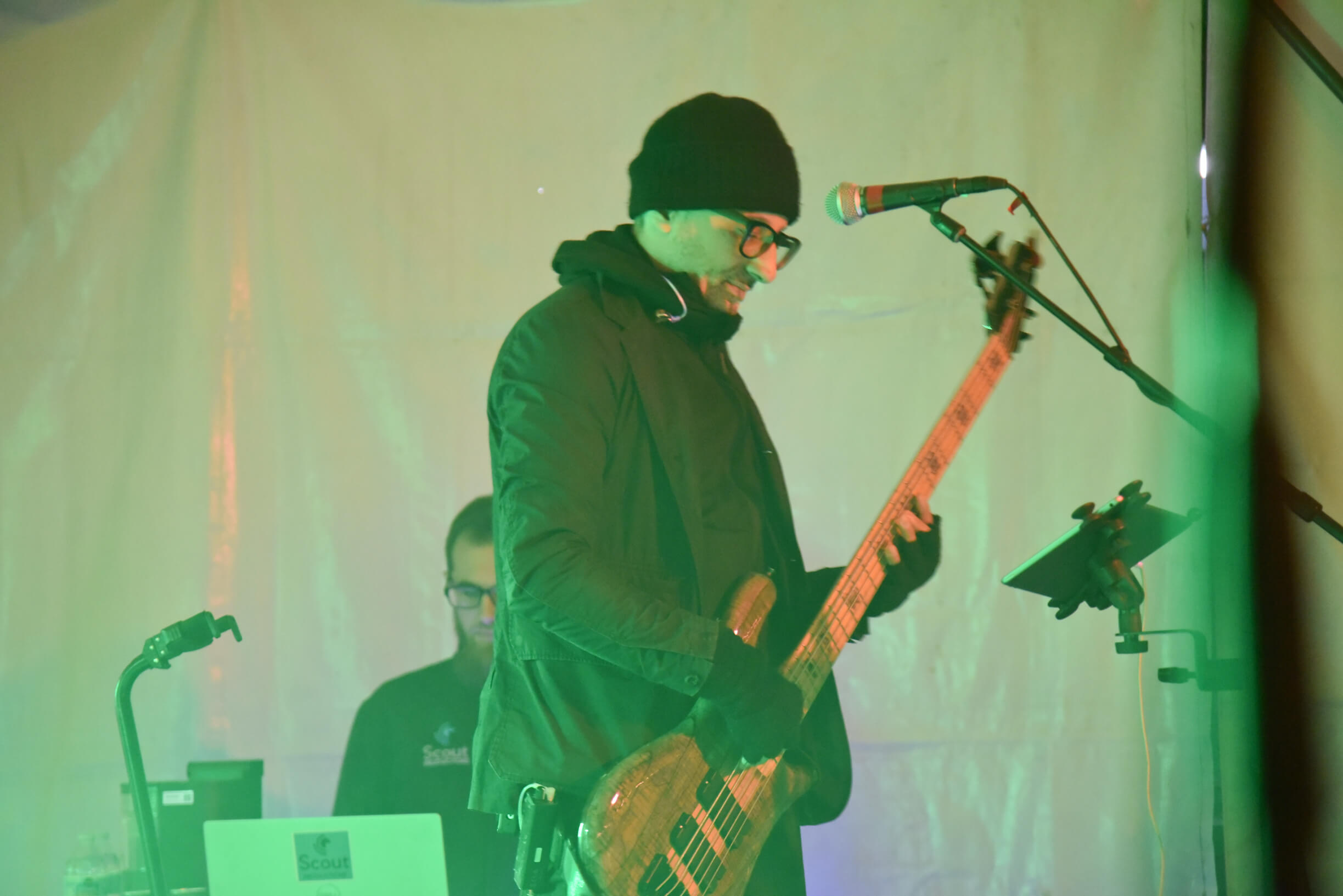 Dewey Night V at GIGS Courtyard, February 1, 2025 - photo 16