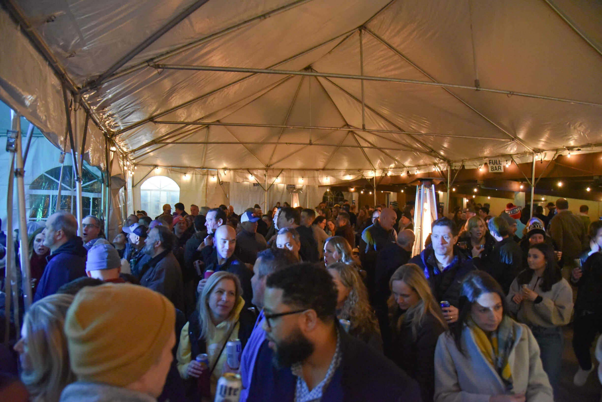 Dewey Night V at GIGS Courtyard, February 1, 2025 - photo 17
