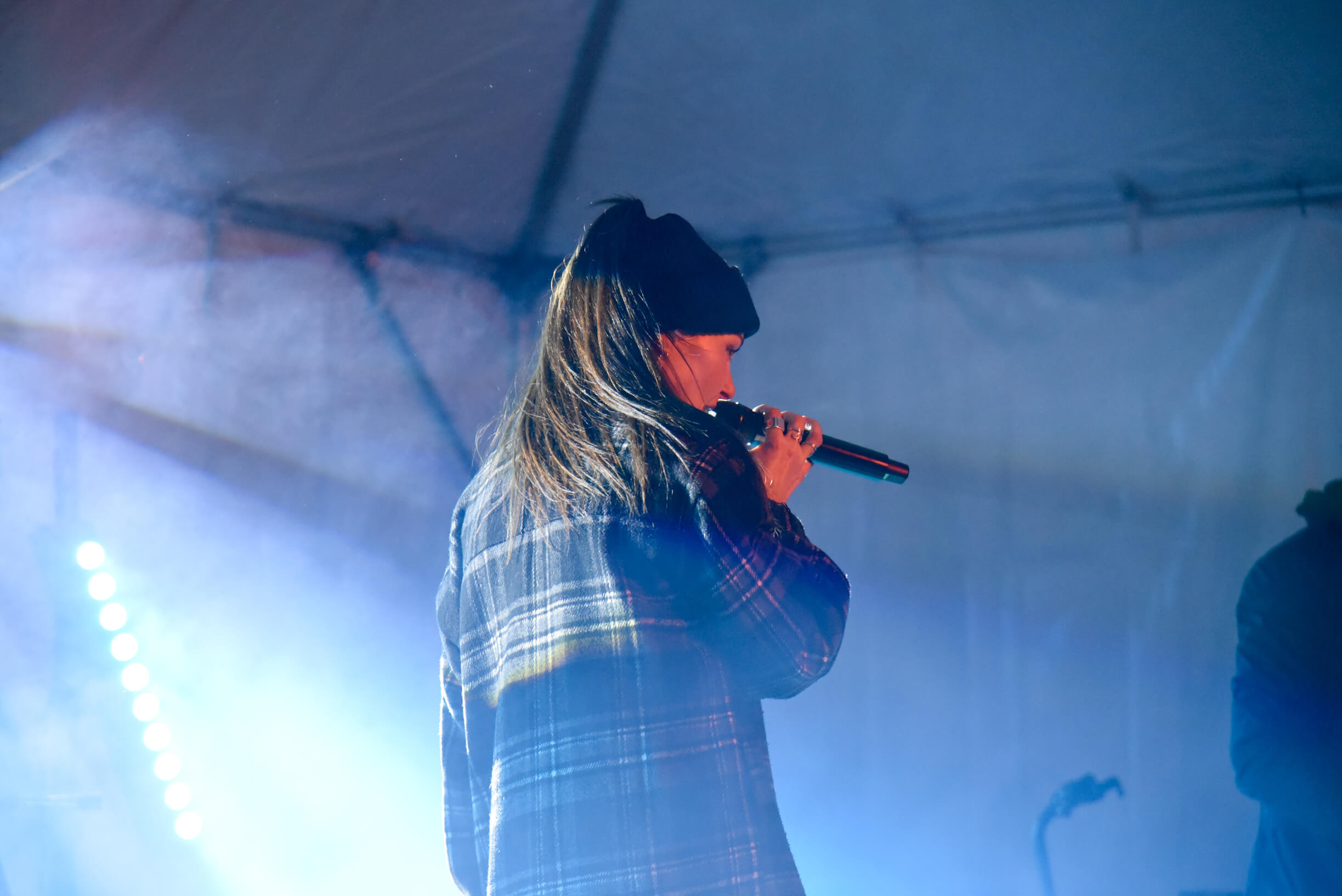 Dewey Night V at GIGS Courtyard, February 1, 2025 - photo 19