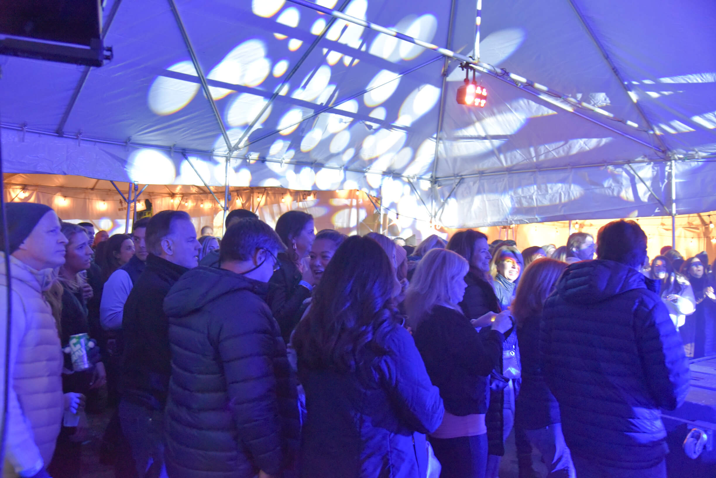 Dewey Night V at GIGS Courtyard, February 1, 2025 - photo 23