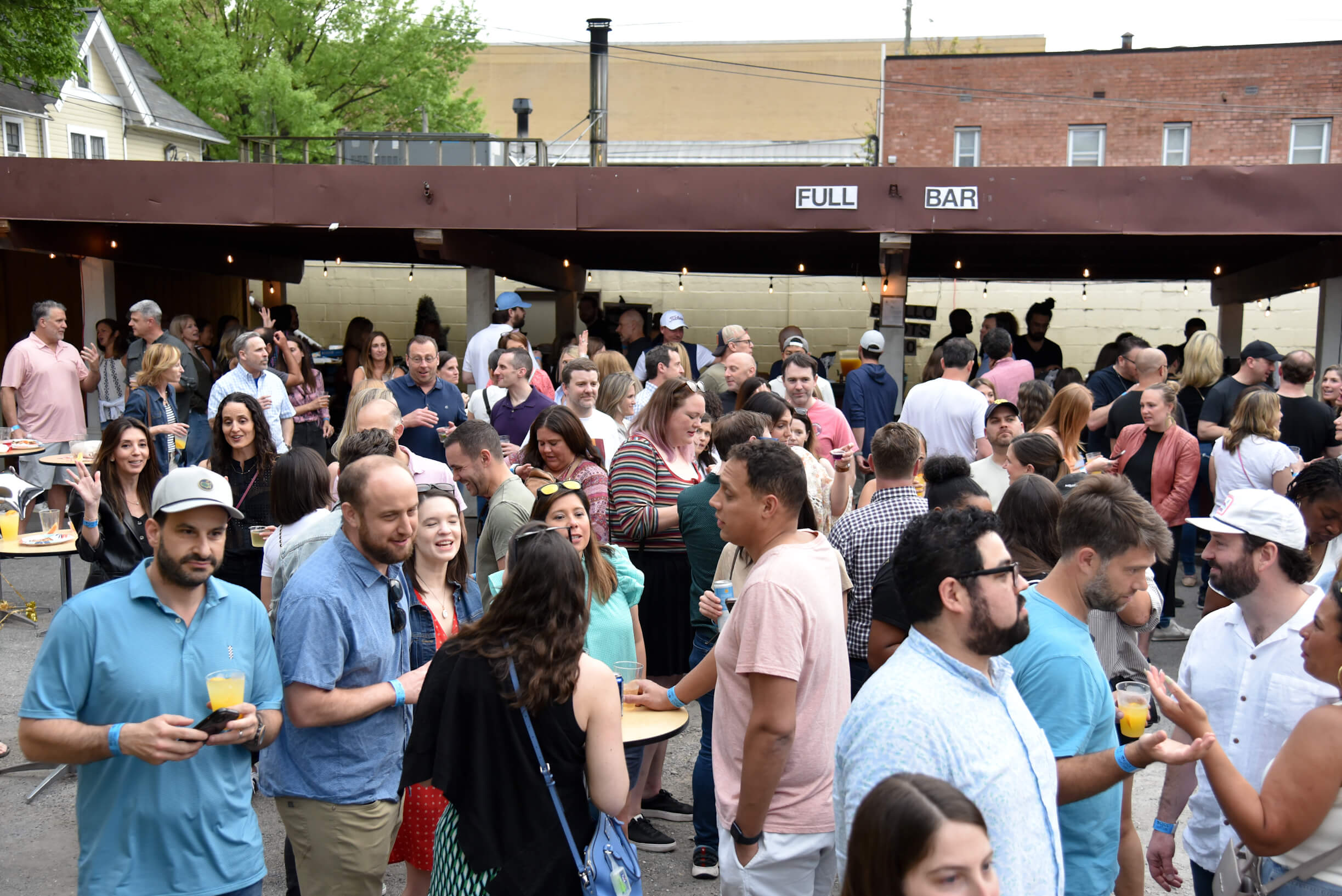 Dewey Night VI at GIGS Courtyard, April 25, 2025 - photo 17