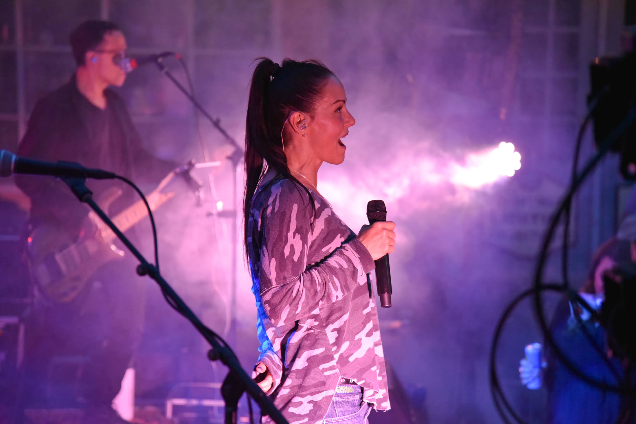 Dewey Night VI at GIGS Courtyard, April 25, 2025 - photo 29