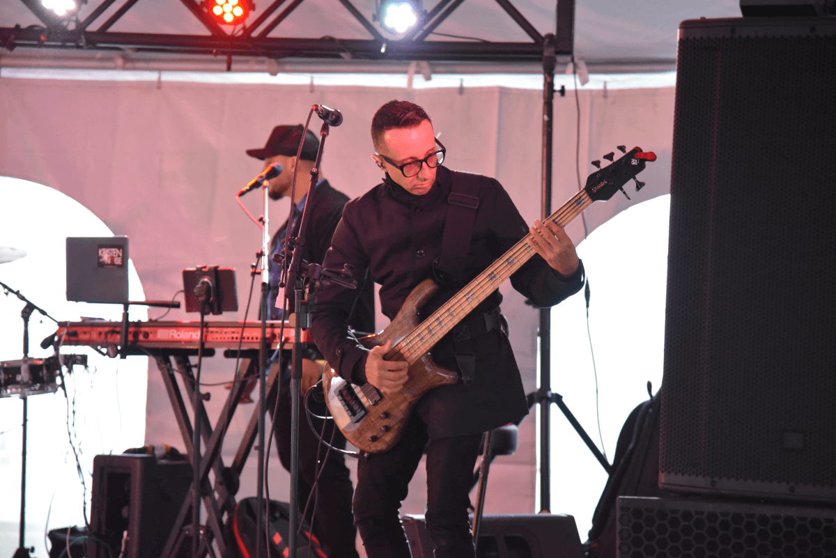 Kristen and the Noise at GIGS Courtyard, April 28, 2023 - photo 13
