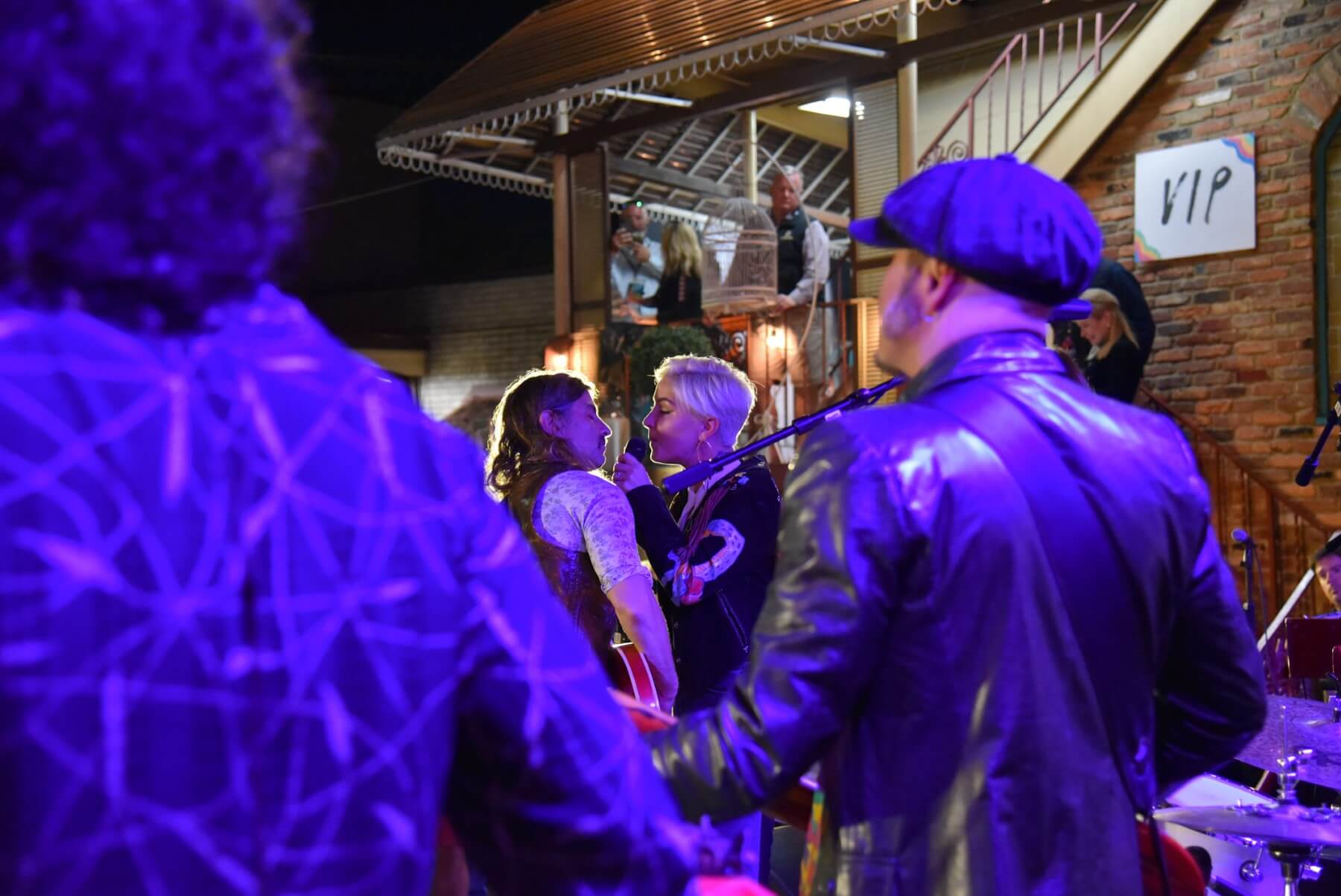 Maggie Rose at GIGS Courtyard, October 2, 2021 - photo 12