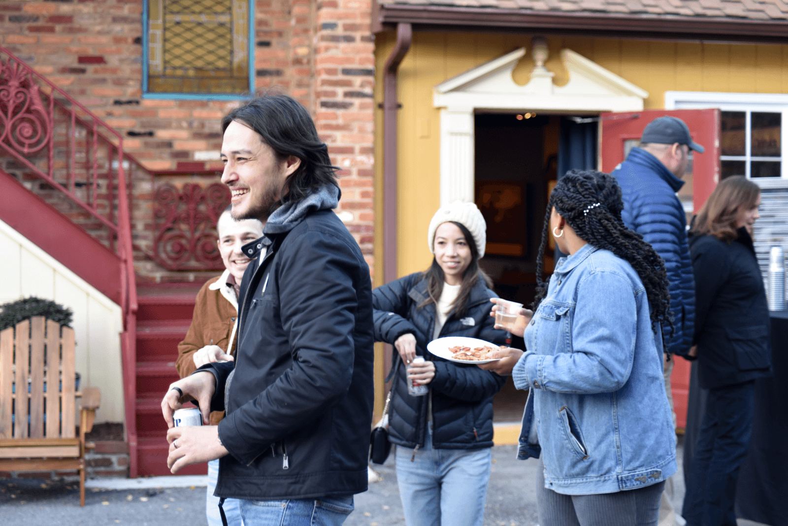 Sean Chyun at GIGS Courtyard, October 8, 2022 - photo 11