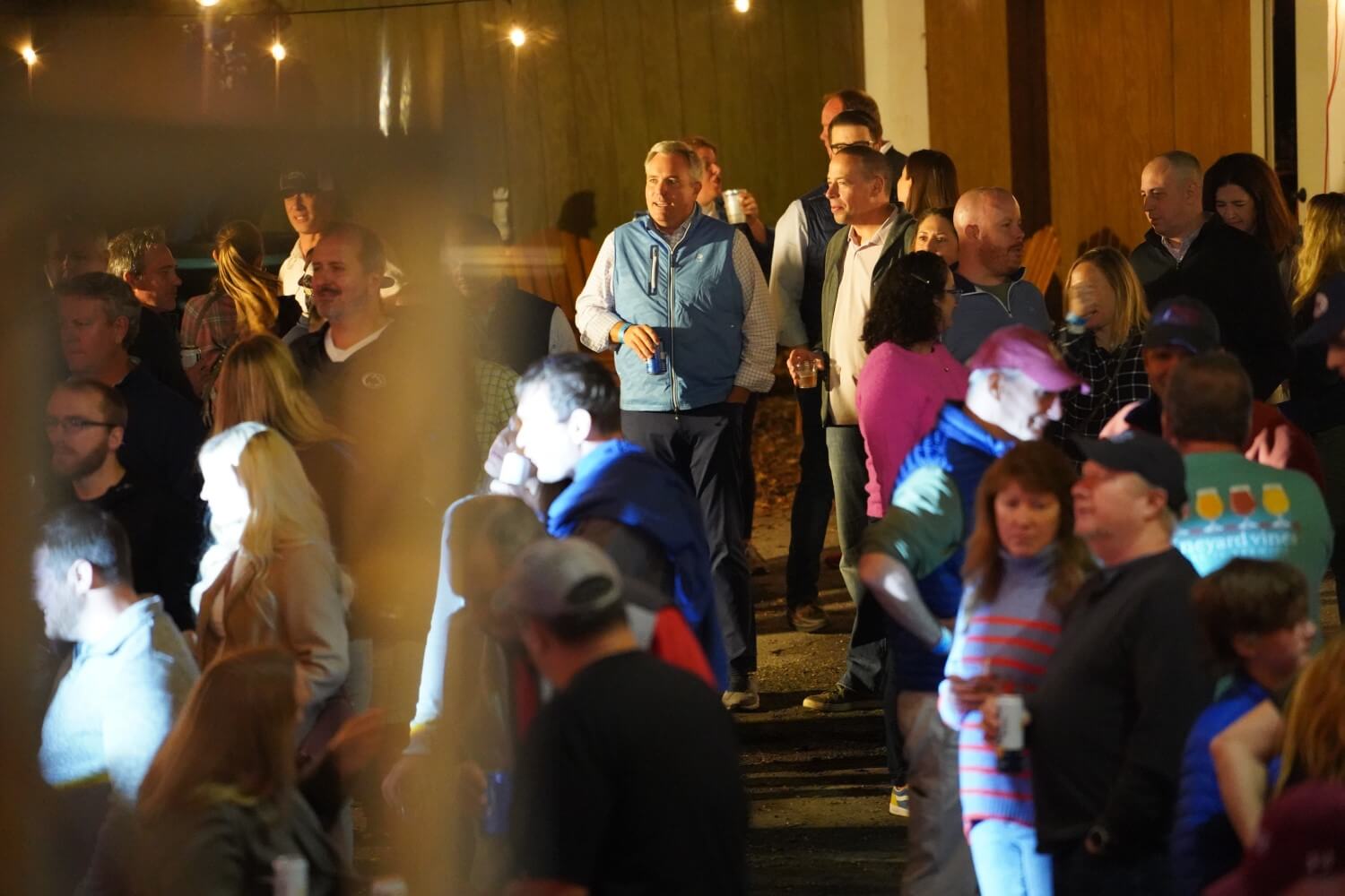 Sean Gaiser at GIGS Courtyard, November 12, 2022 - photo 23