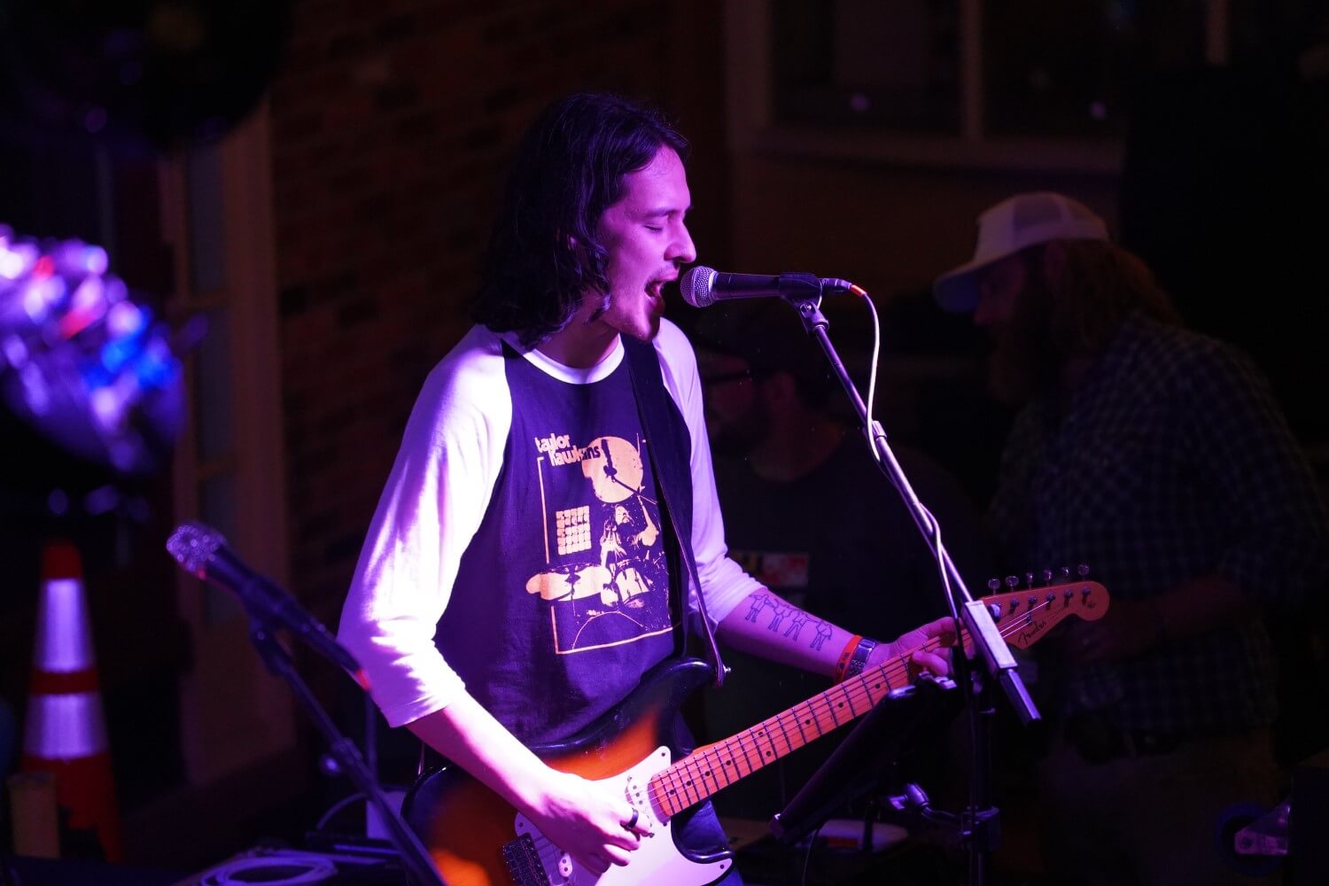 Sean Gaiser at GIGS Courtyard, November 12, 2022 - photo 6