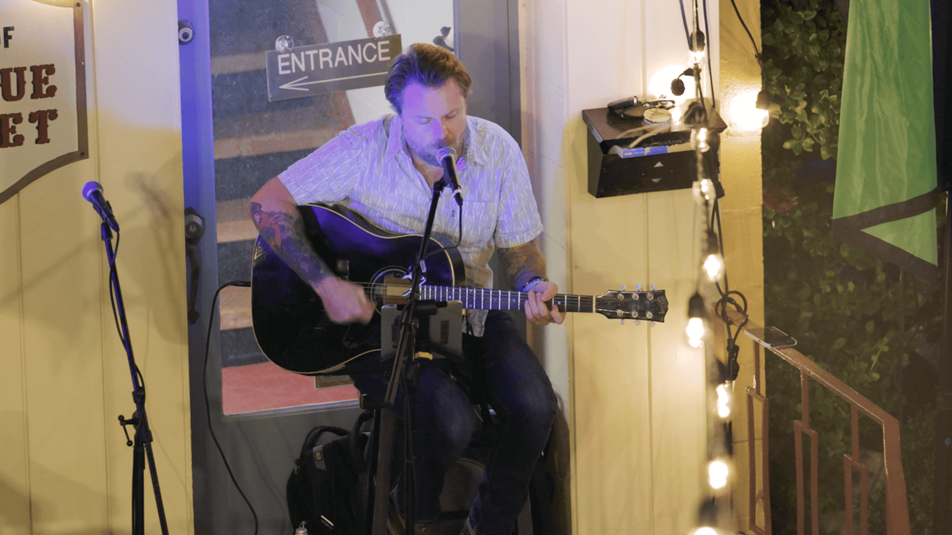 Taylor Carson at GIGS Courtyard, September 17, 2022 - photo 7